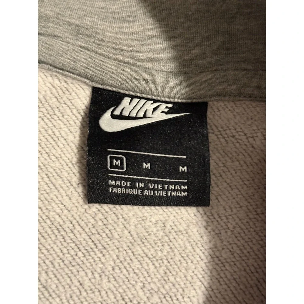 Nike Mens Sportswear Essential Hoodie Grey Fleece Pullover Medium
